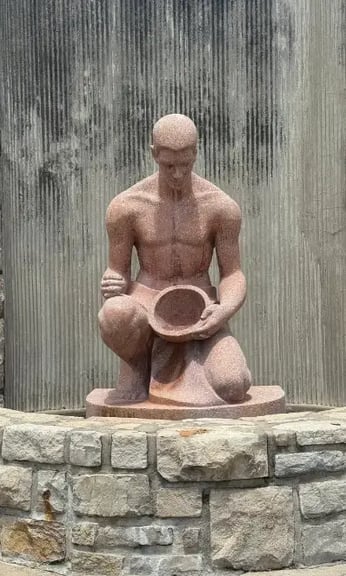 Adam-_-Eve-Kansas-City-Fountain-_Adam_ (1)