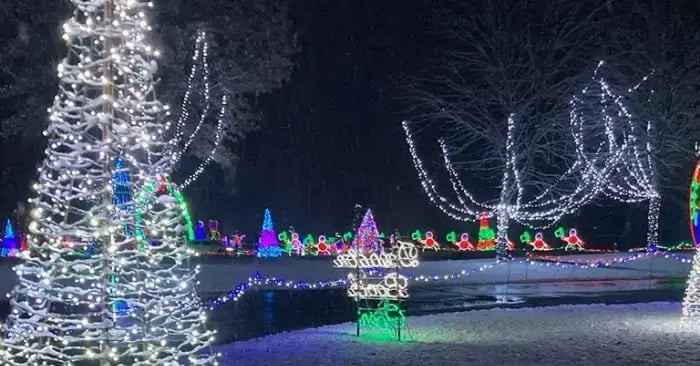 Christmas-in-the-Park-_700-x-366-px_ (1)