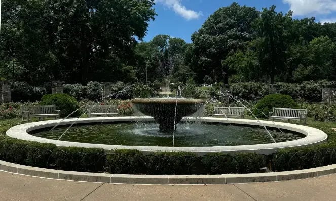 Laura-Conyers-Kansas-City-Fountain (1)