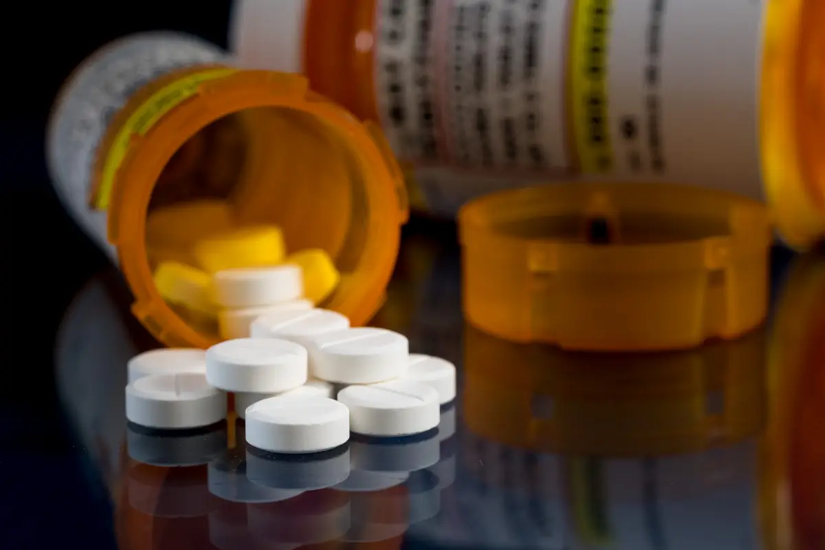 How Opioid Use Affects Your Workplace