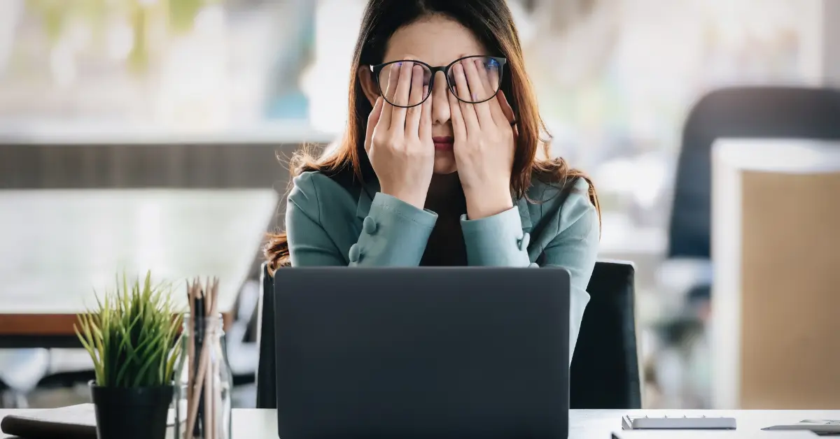 Watch Out for These Employee Burnout Signs