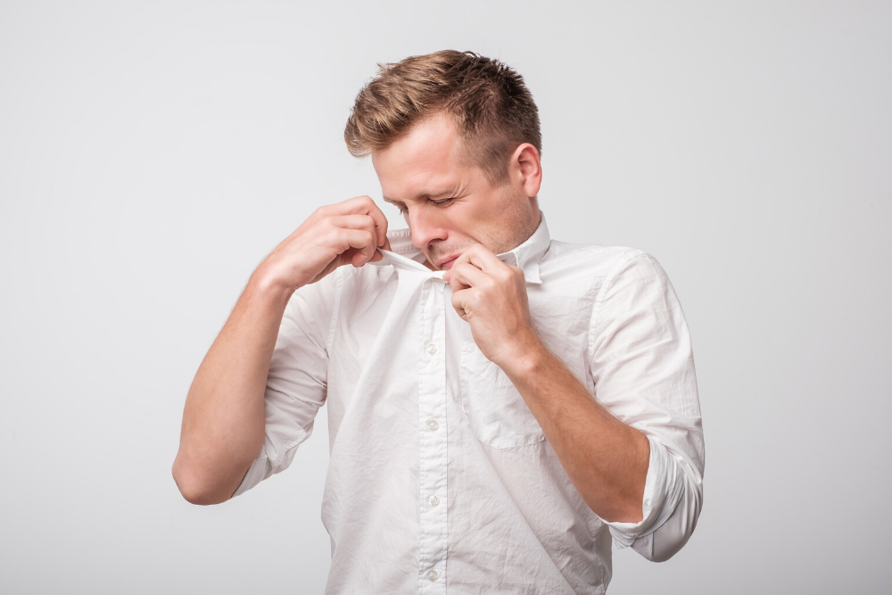 Hygiene at Work: How to Talk to an Employee About Body Odor